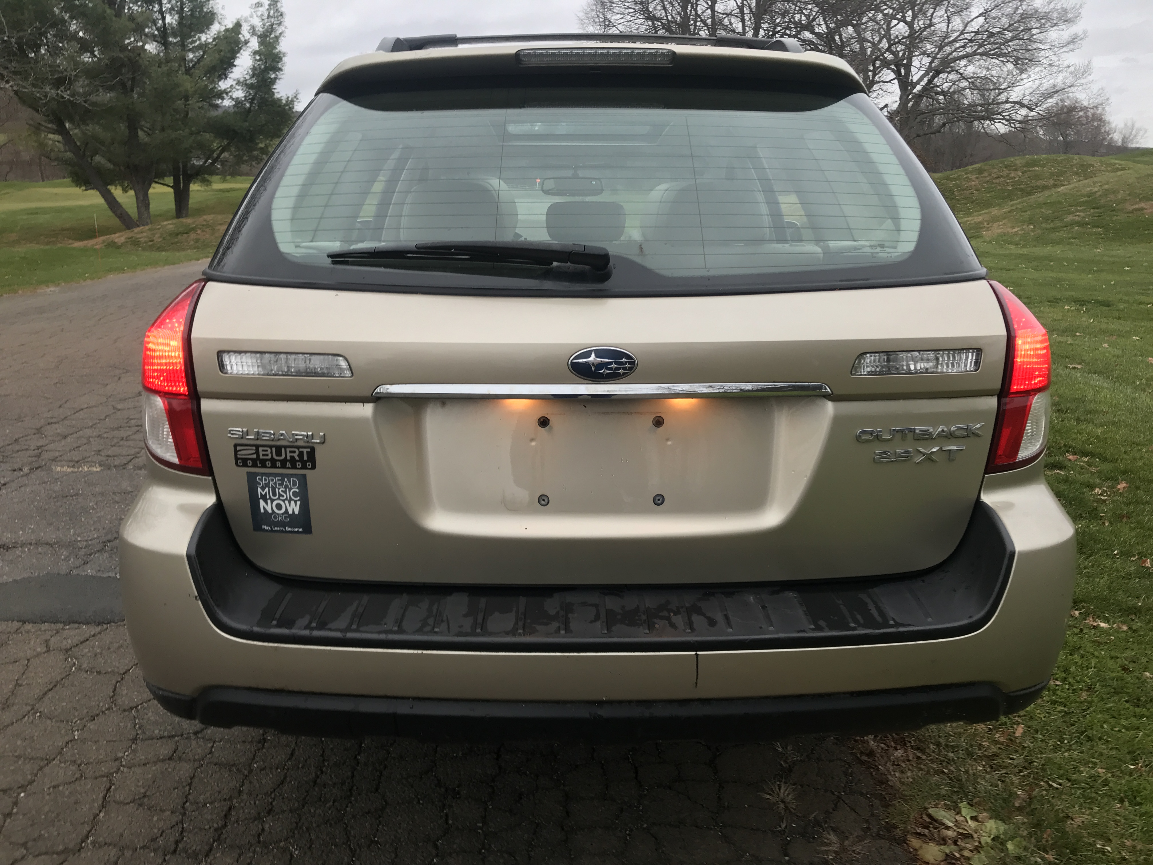 2008 Subaru Outback 2.5XT Limited, EJ255 turbo boxer, full-time symmetrical AWD, 5-speed manual One Owner 71K low mileage — photo 8